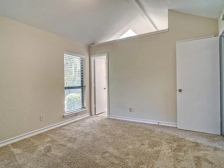 753 Eagle Dr — Photo 19