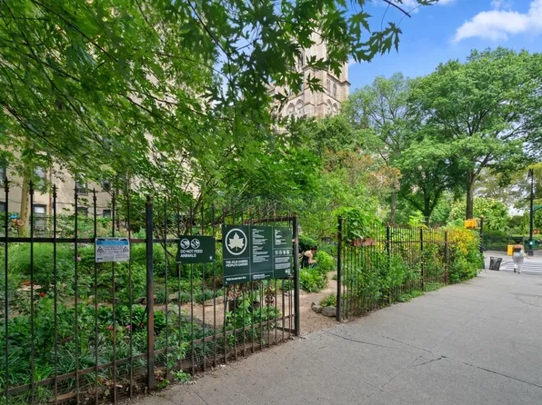 504 West 111th Street 11 image 16 of 17