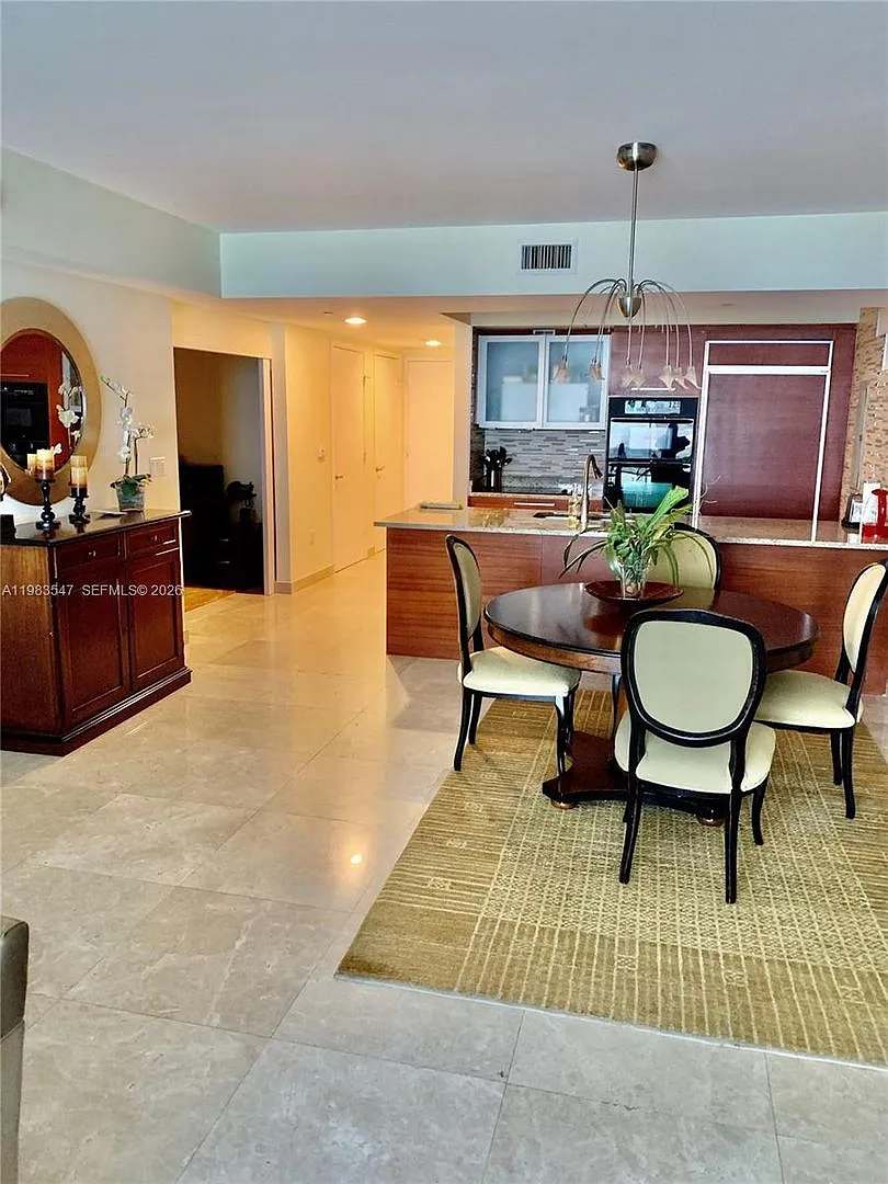 Building Photo - 1830 S Ocean Dr #2503