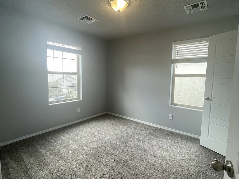 4839 Blackburn Rd NE — Photo 21