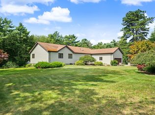 37 Bluebird Ln, Westport, MA 02790