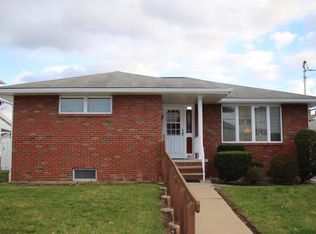 153 E Ridge St, Nanticoke, PA 18634