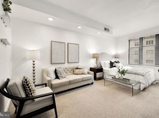 400 Massachusetts Ave NW APT 402, Washington, DC 20001