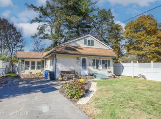 162 E Overbrook Rd, Shavertown, PA 18708