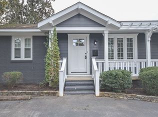 230 W Connecticut Ave, Southern Pines, NC 28387