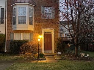 2560 Belcroft Pl, Herndon, VA 20171