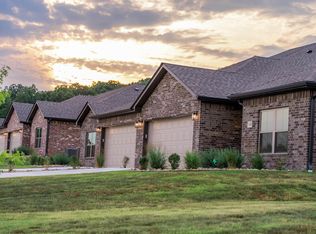 1049 Nottington St, Mountain Home, AR 72653