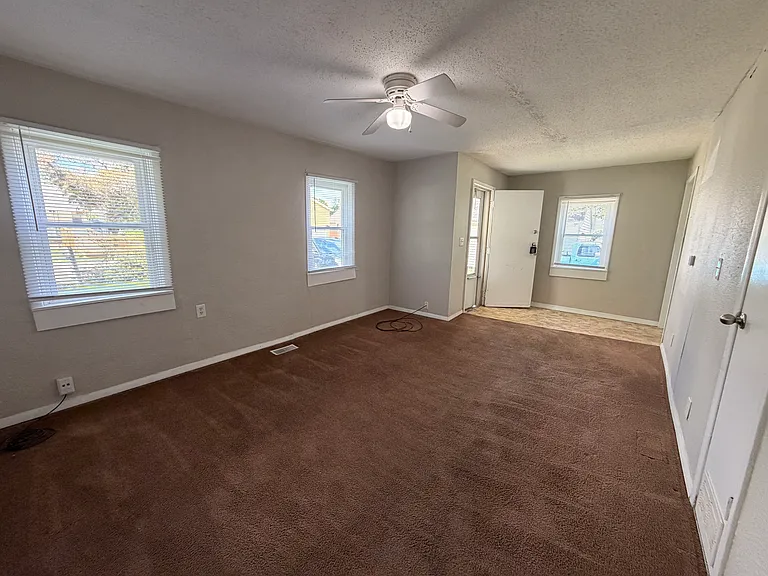1904 S May Ave — Photo 10