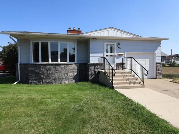 116 3rd St SW, Sidney, MT 59270