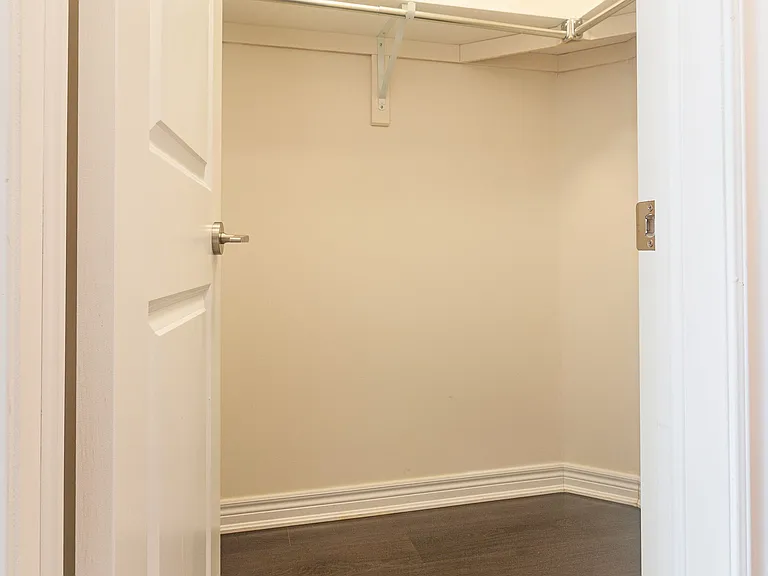 216 Oak Park Blvd #315 — Photo 18