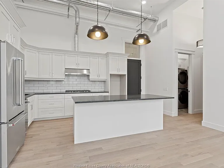 247 Brock St #204 — Photo 12
