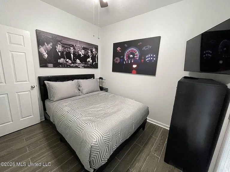 1276-B Century Oaks Dr #B — Photo 9