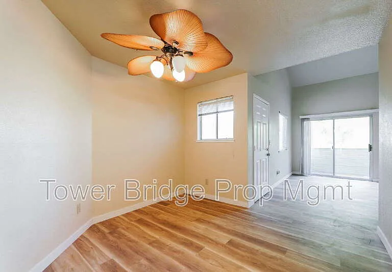1019 Dornajo Way #246 — Photo 6