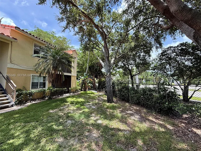 1237 SW 46th Ave #803 — Photo 22