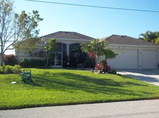 1702 SE 9th Ter, Cape Coral, FL 33990
