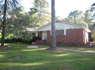 4621 Pineview Dr, Marianna, FL 32446