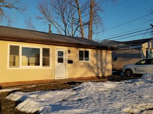 1106 15th St SW, Cedar Rapids, IA 52404