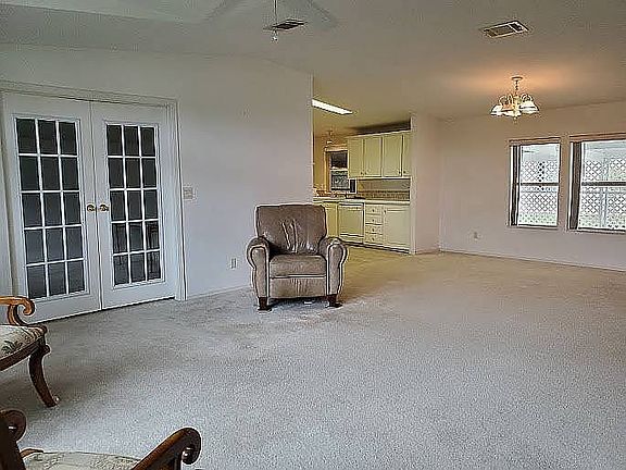 5th image of 27 Claremount Dr