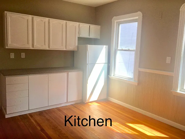 98 Irving St #2 — Photo 26
