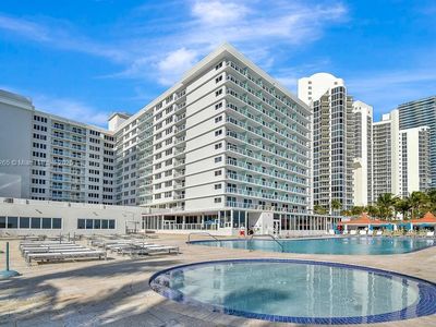 19201 Collins Ave #526, Sunny Isles Beach, FL, 33160