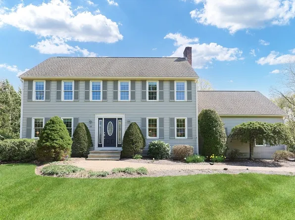 10 Lyndon Rd, Wrentham, MA 02093