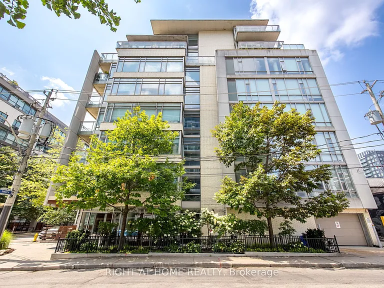 66 Portland St #Penthouse 805 — Photo 35