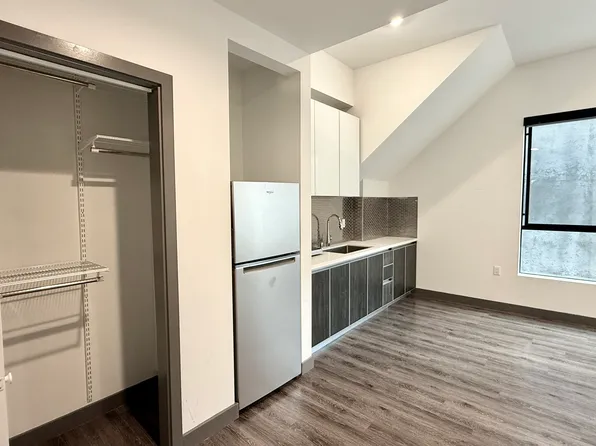 644 N Hobart Blvd, 644 N Hobart Blvd #13, Los Angeles, CA 90004