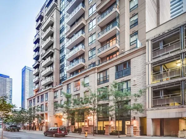 35 Hayden St, Toronto, ON