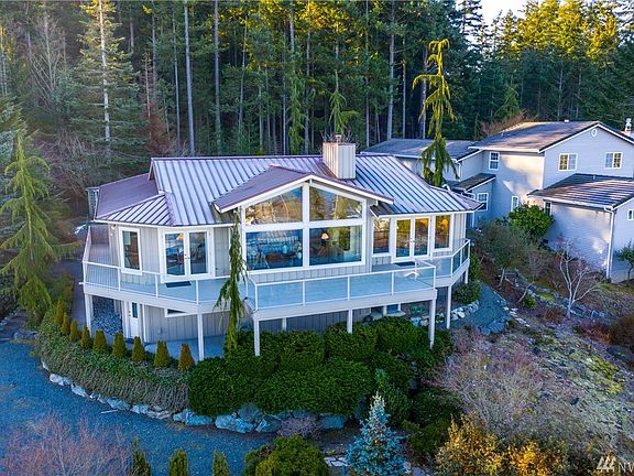 Welcome to 1616 Georgia Pl, Anacortes.  This quality built main level living home features up front and center sweeping views of the islands, water and Mount Baker.  Quality finishes with hardwood floors, open floor plan with 3 bedrooms and 2 full baths. This home has no step entrance and wide hallways and doors.  Expansive view deck wraps around the home for enjoying the incredible views that await! 