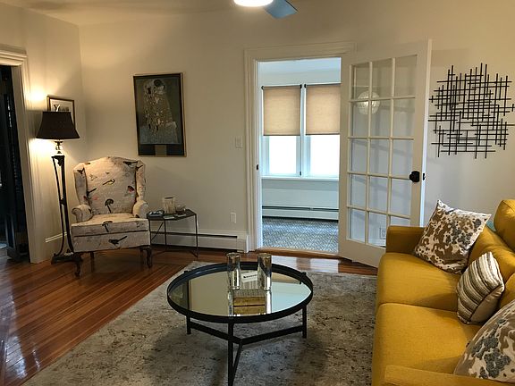 Living Room Fully Furnished