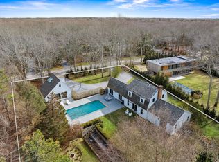 24 Squires Path, East Hampton, NY 11937