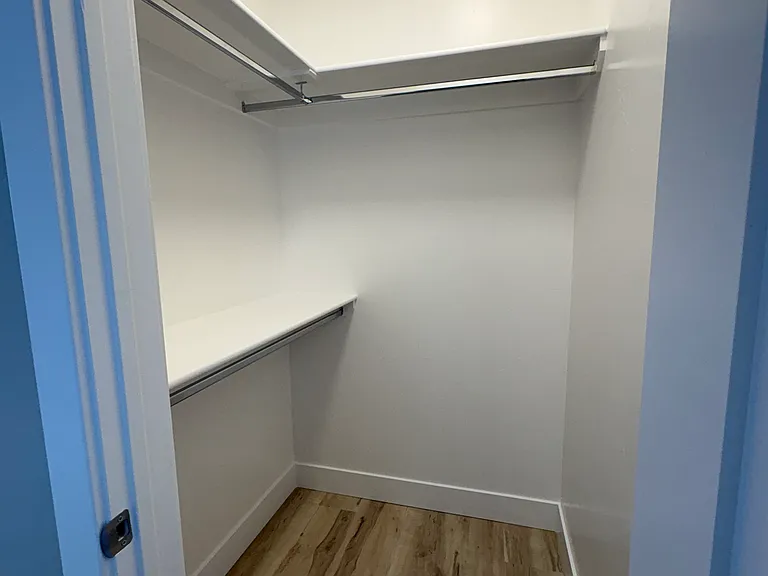 338 E Main St #4 — Photo 13