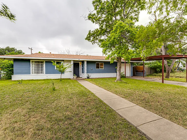 354 Brettonwood Dr #1 — Photo 1