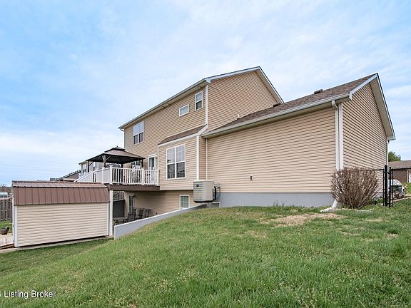 5th image of 214 Riley Way