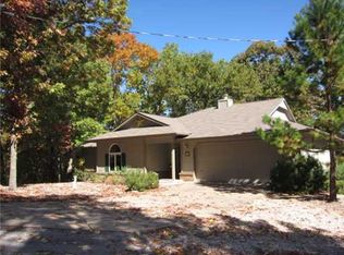 11 Paxton Ln, Bella Vista, AR 72714