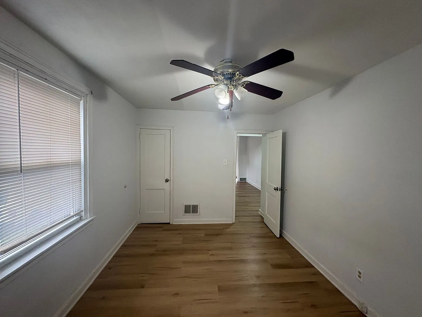 4300 Shelmire Ave. — Photo 2