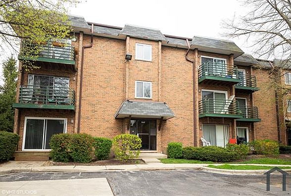1st image of 1037 Buccaneer Dr APT 3-01