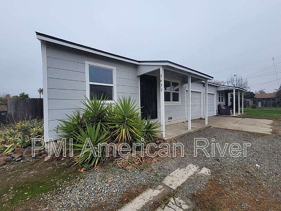 2nd image of 3932 Jasmine St