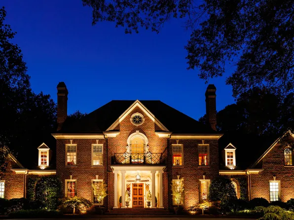 2441 W Lake Dr, Raleigh, NC 27609