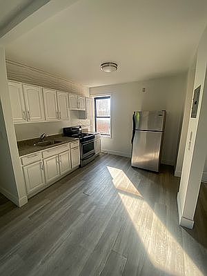 4th image of 30-40 45th St #3E