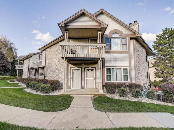 3628 W Rawson Ave #3628, Franklin, WI 53132