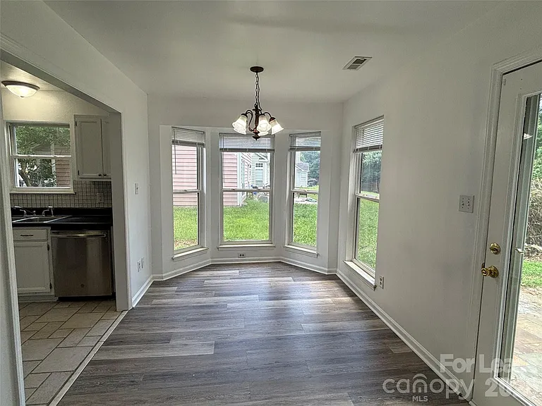 9419 Oren Thompson Rd — Photo 7