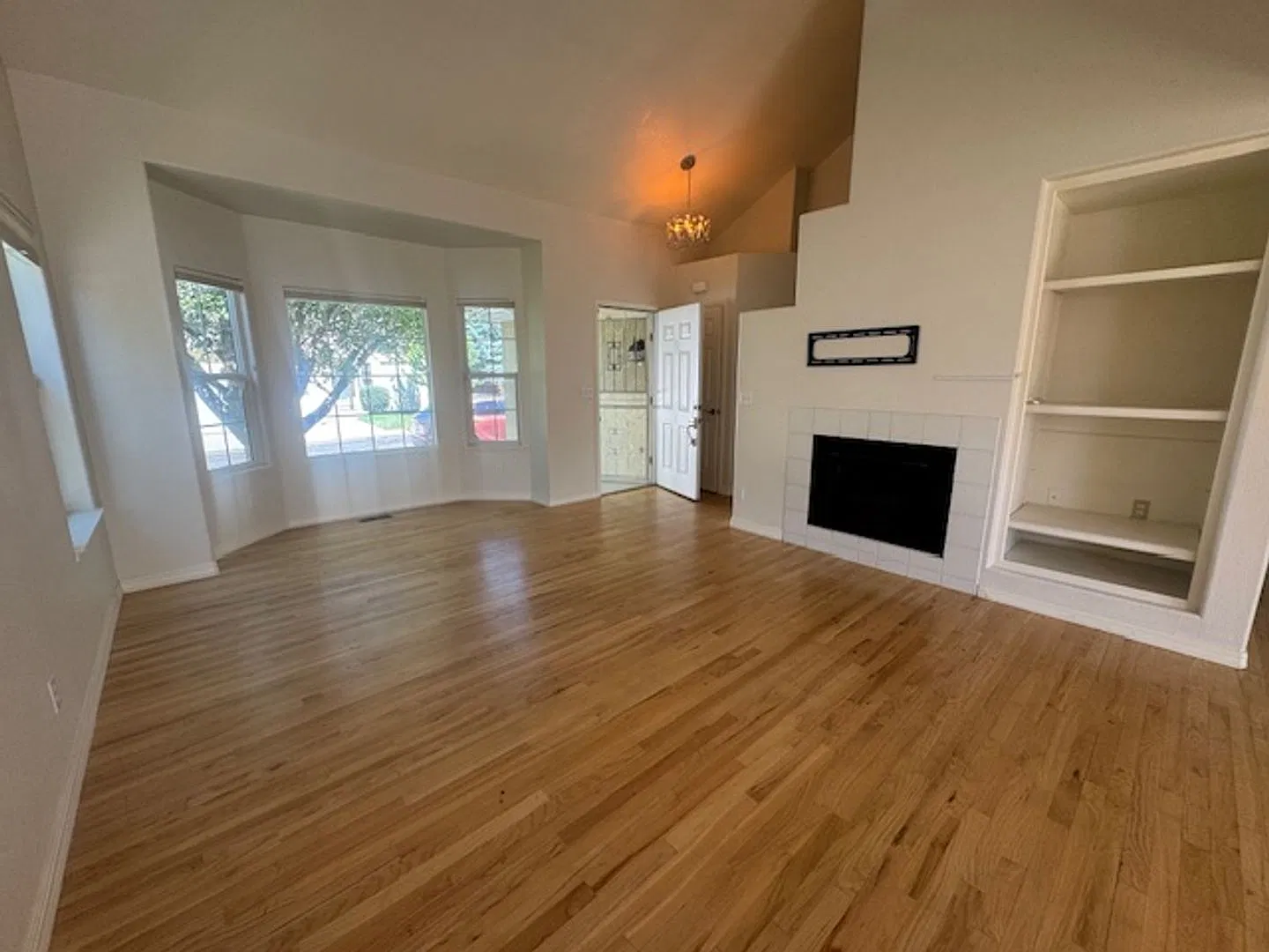 Spacious 3-Bedroom, 3-Bath Home with Open-Space Views & Attached Garage — Photo 2