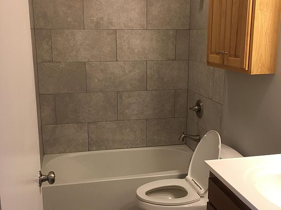 5th image of 128 Winding Way Dr