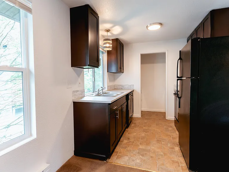 1506 S G St #3 — Photo 14