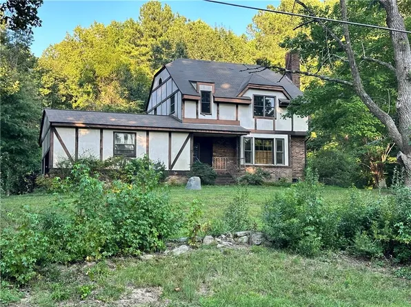 7708 Betsy Bruce Ln, Summerfield, NC 27358