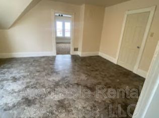 1224 S 20th St, Milwaukee, WI 53204