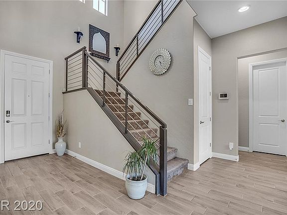 3rd image of 5897 Sky Heights Ct