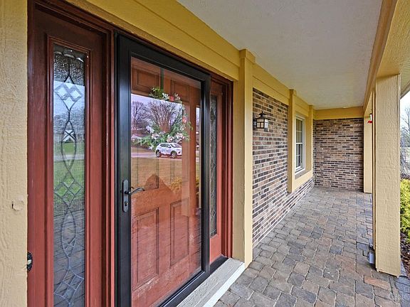 3rd image of 5339 Race Rd