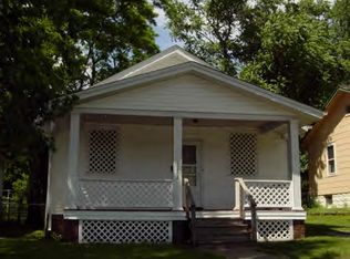 1268 W Green St, Decatur, IL 62522